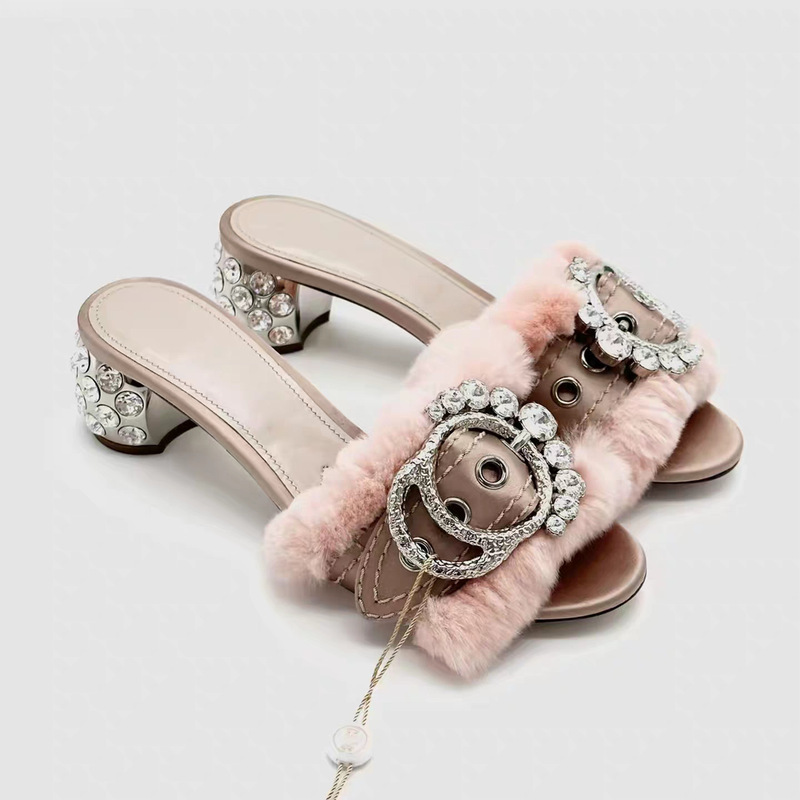 (in Stock) Pink Plush Rhinestone High-Heeled Slippers for Women, Summer Fashion Slip-Ons, Light Luxury Style, Chunky Heel Sandals (in Stock) Pink Plush Rhinestone High-Heeled Slippers for Women, Summer Fashion Slip-Ons, Light Luxury Style, Chunky Heel Sandals