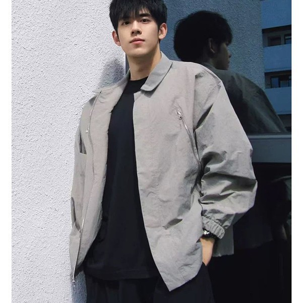 Spring and Autumn Outdoor Casual Jacket for Men, Simple Trendy Brand Hong Kong Style Sports Windbreaker with Embroidered Logo, Breathable Loose-Fitting Jacket for Export