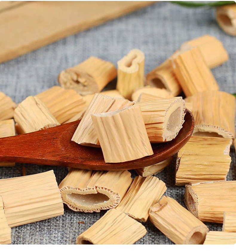 Lu Gen (Phragmites australis) Dried Reed Rhizome — Food Herb for Tea & Decoction, 500g in use