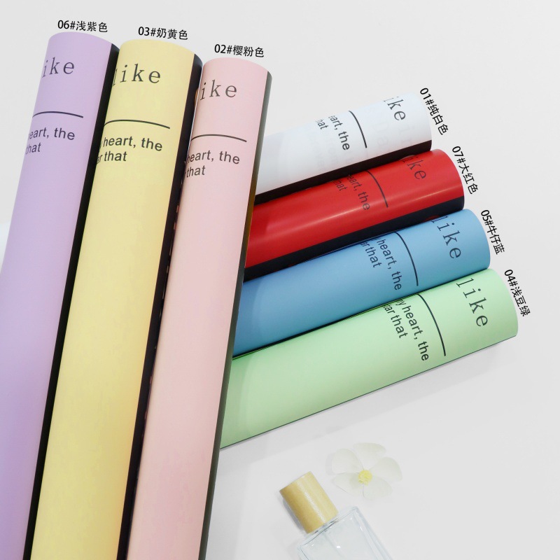 Fábrica de fiestas de flores Nuevo día de San Valentín papel de embalaje de flores de papel de embalaje de flores transfronterizas materiales floristas