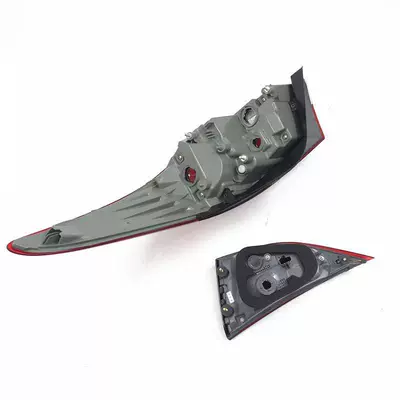 Electric vehicle fender | Rear Light Assembly, Elantra Rear