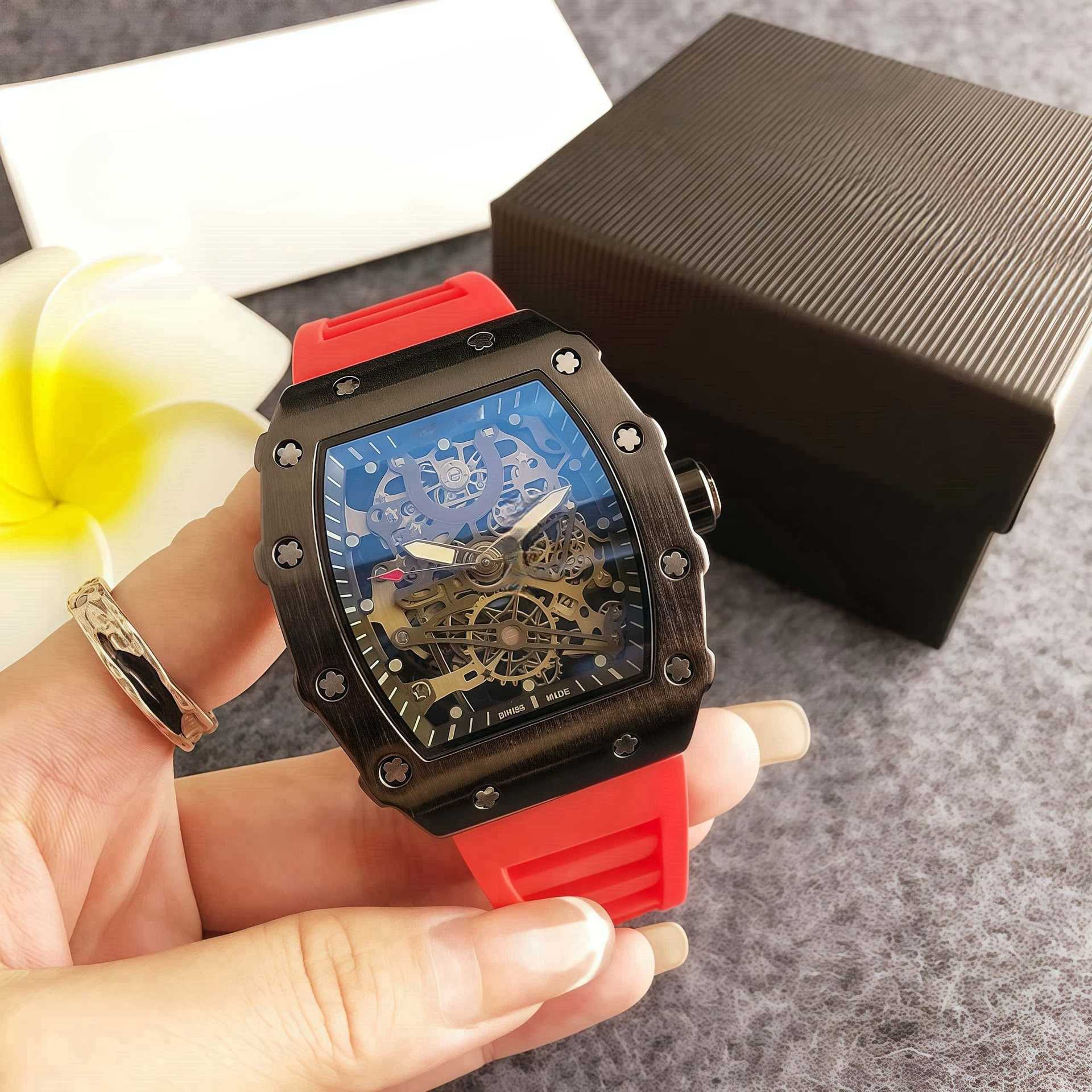 Double Arc Bucket Watch Men's Hollow Mechanical Watch Silicone Bucket Watch European and American Jewelry Alloy Watch