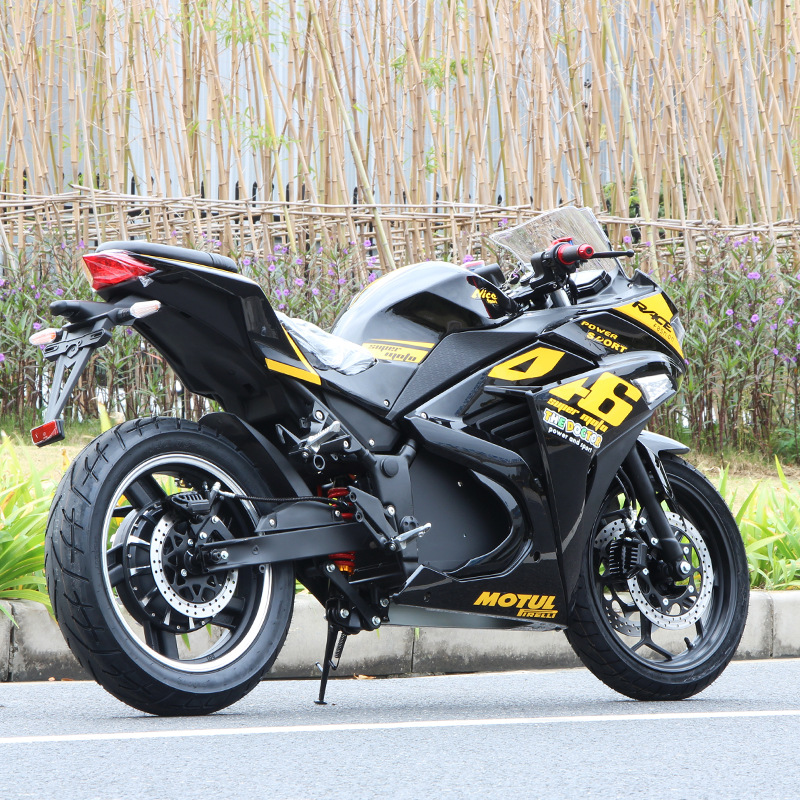 Export Brand New Adult two-wheel electric motorcycle 72v heavy duty V6 motorcycle sports car road race locomotive