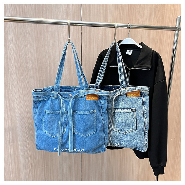 Women's Large Denim Solid Color Streetwear Magnetic Buckle Tote Bag display picture 15