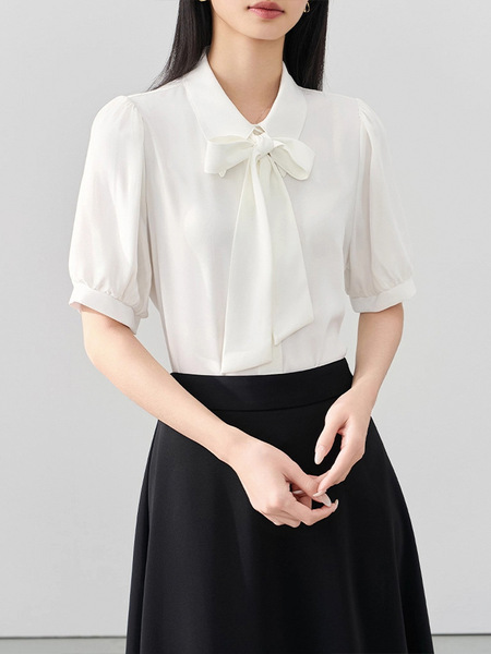 Elegant white design shirt with bow