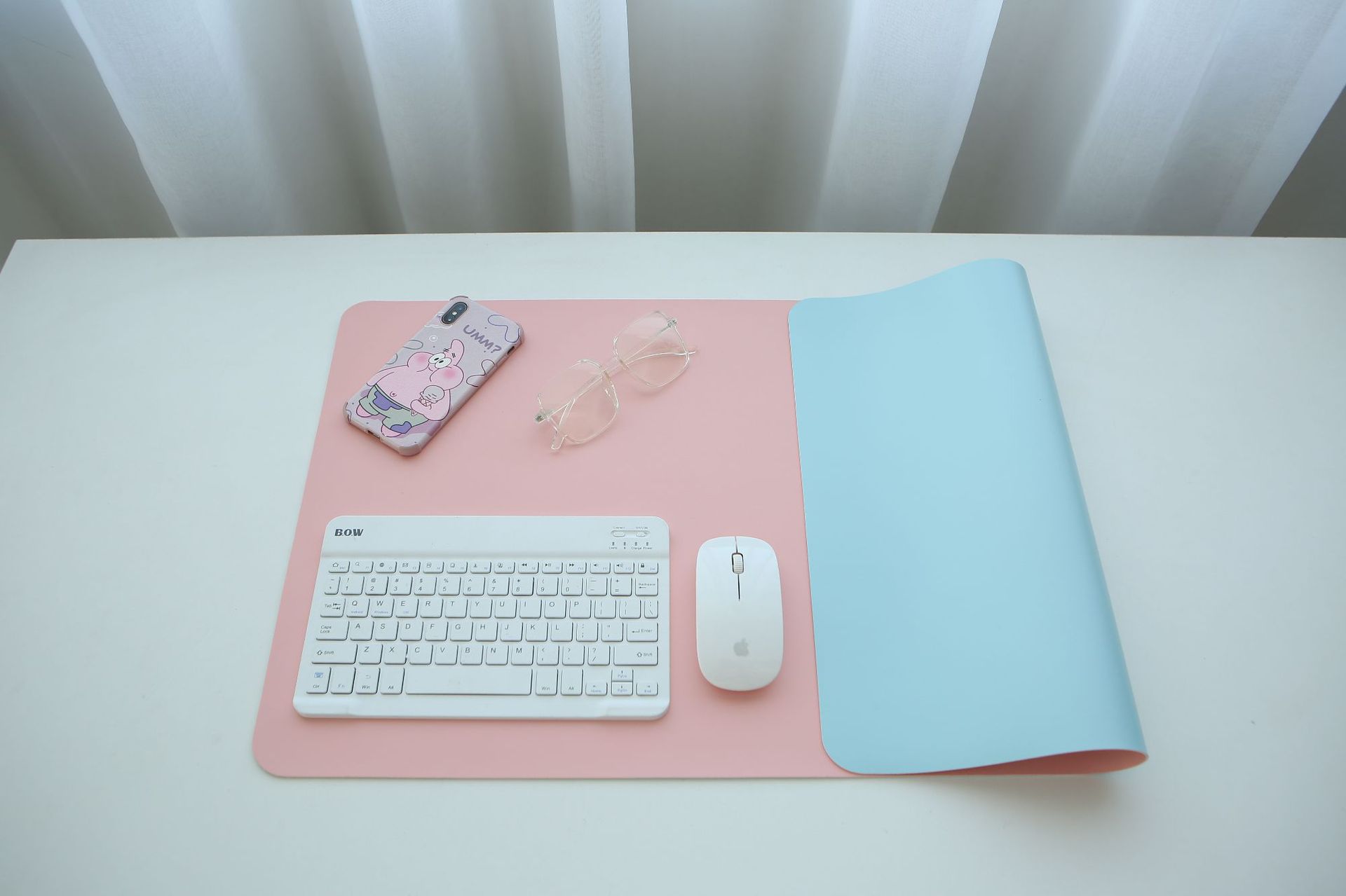 핑크 라이트 블루