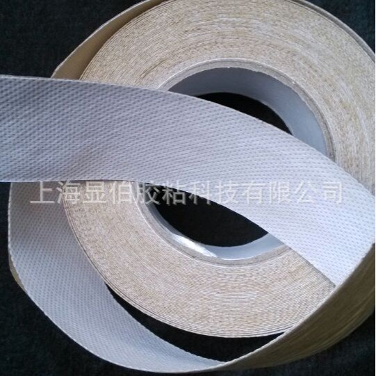 80克PP防粘无纺布涂胶切卷生产加工密封透气背胶