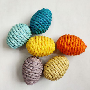 Factory wholesale take hand winding Easter decorative small pet toy accessories colored paper rope eggs
