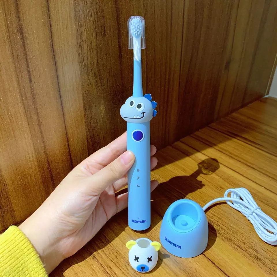 Silicone toothbrush