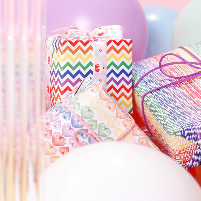 Papel de regalo a rayas de colores de Amazon, papel de regalo kraft blanco para decoración de fiestas, bodas y cumpleaños