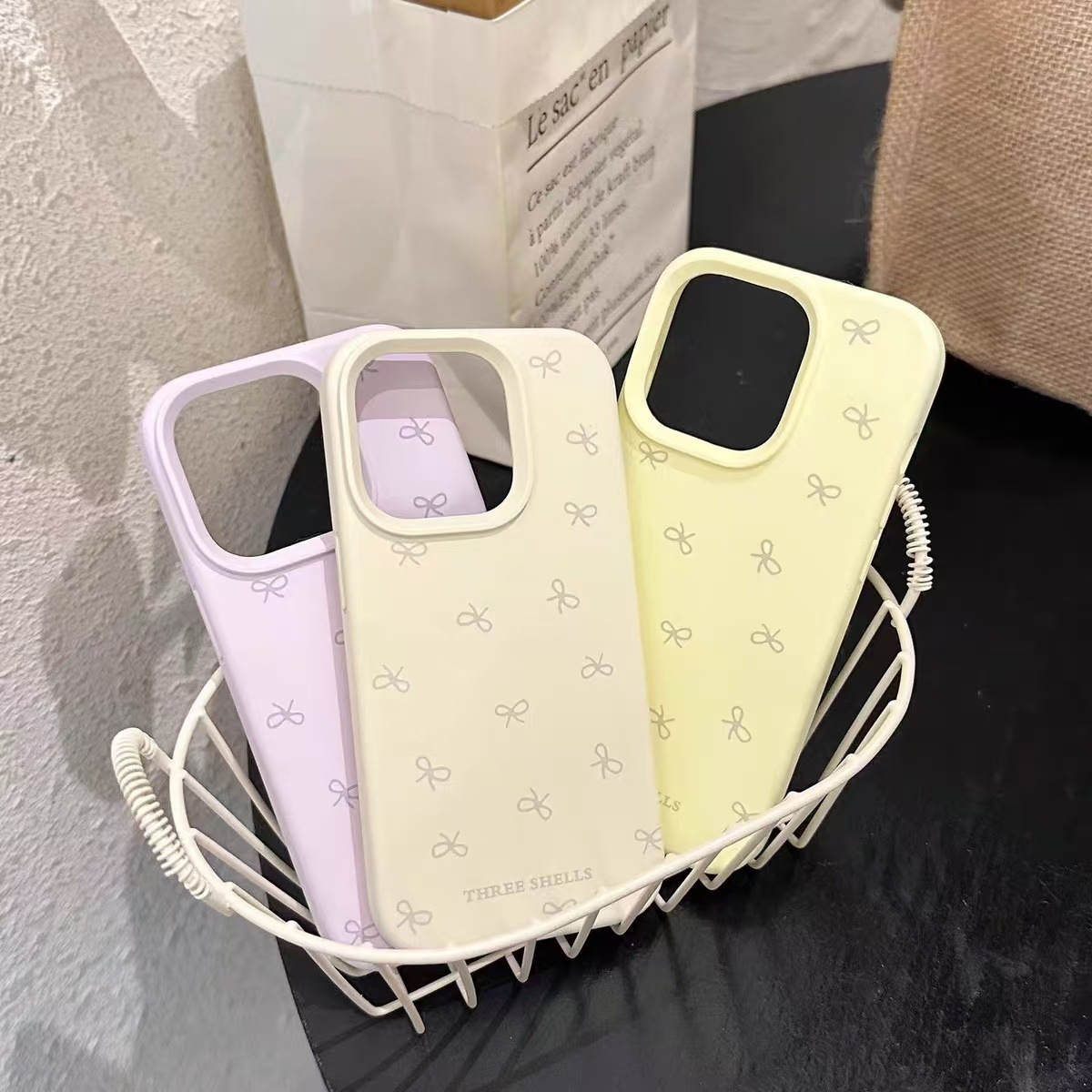 Pantalla completa arco simple y suave para iPhone16/15promax Apple coreana 14/13 chica personalizada