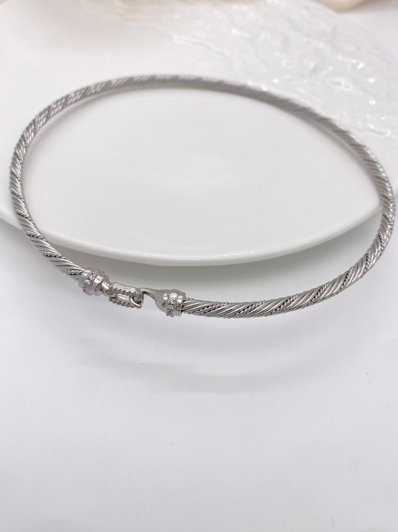 25g Weight 18K Gold Plated Plating Material Zircon Inlay Material Bracelets, Necklace Classification 1 Piece Quantity Daily Occasion Copper Material Geometric Pattern All Seasons Season Unisex Gender Mixed Metal, Inlay Design Simple Style Style Wholesale Jewelry Simple Style Geometric Copper Zircon 18K Gold Plated Mixed Metal Inlay Bracelets Necklace 9