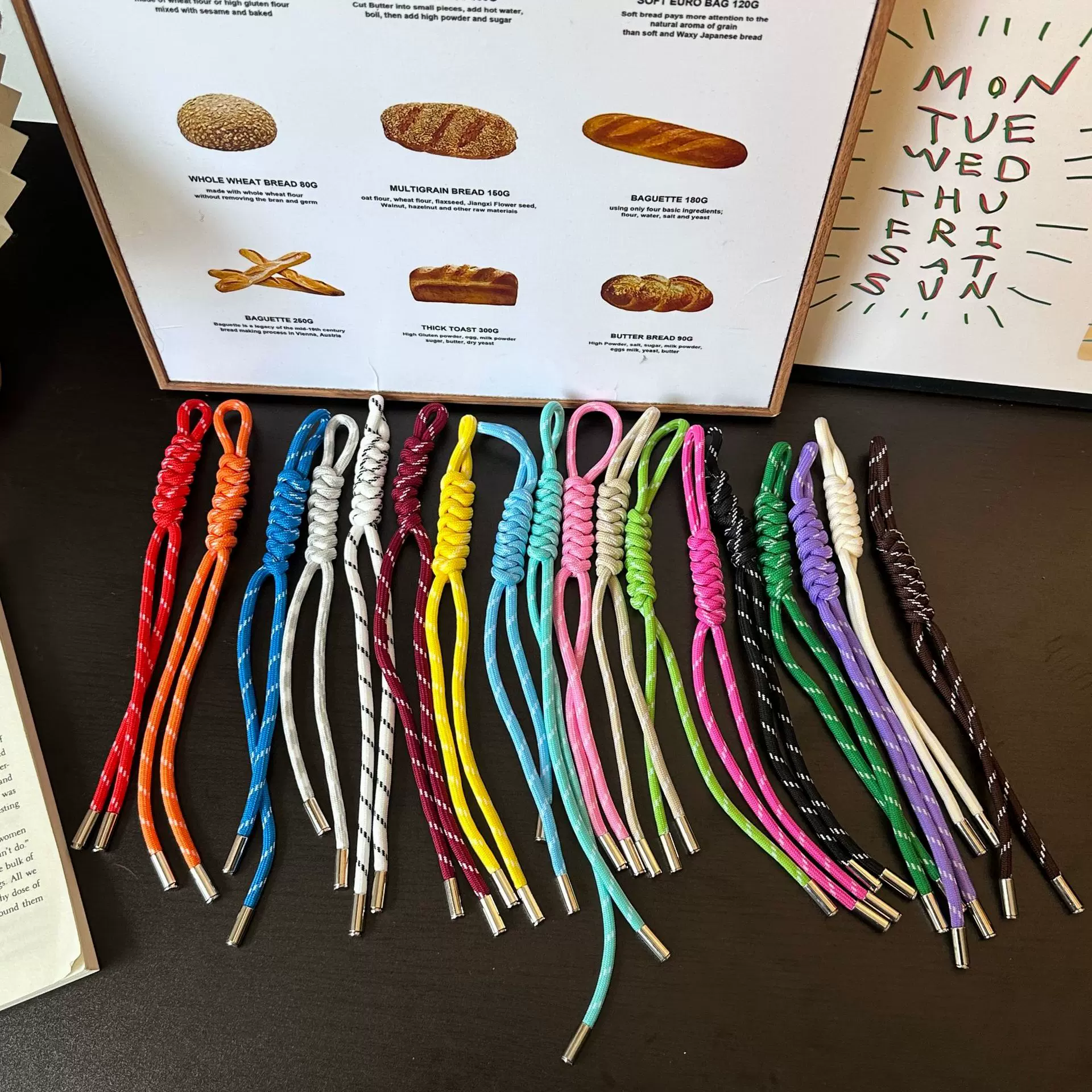 新款多巴胺挂绳饰品diy包挂配件编织挂饰装饰金刚结挂件钥匙扣女