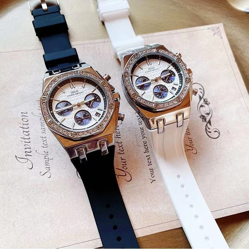 Fashion Casual Royal Oak Series Quartz Rubber Strap Panda Dial Women's Watch Aijia Daisika Watch