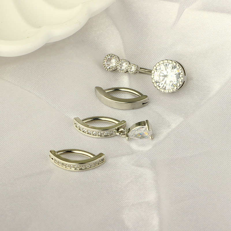 Labret piercing jewelry detail image