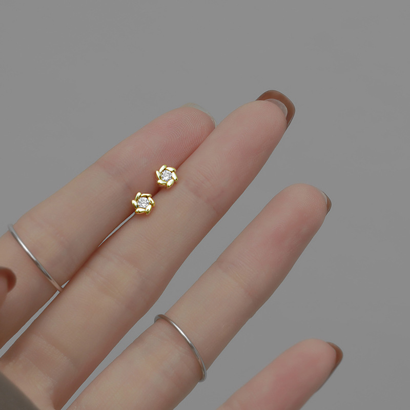 925銀針花朵耳釘2022年新款潮耳環輕奢小眾設計感精緻耳飾女夏季