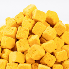 Retail and wholesale pet snacks freeze-dried composite egg yolk granules cat and dog freeze-dried hair cheek egg yolk nutritional complementary food