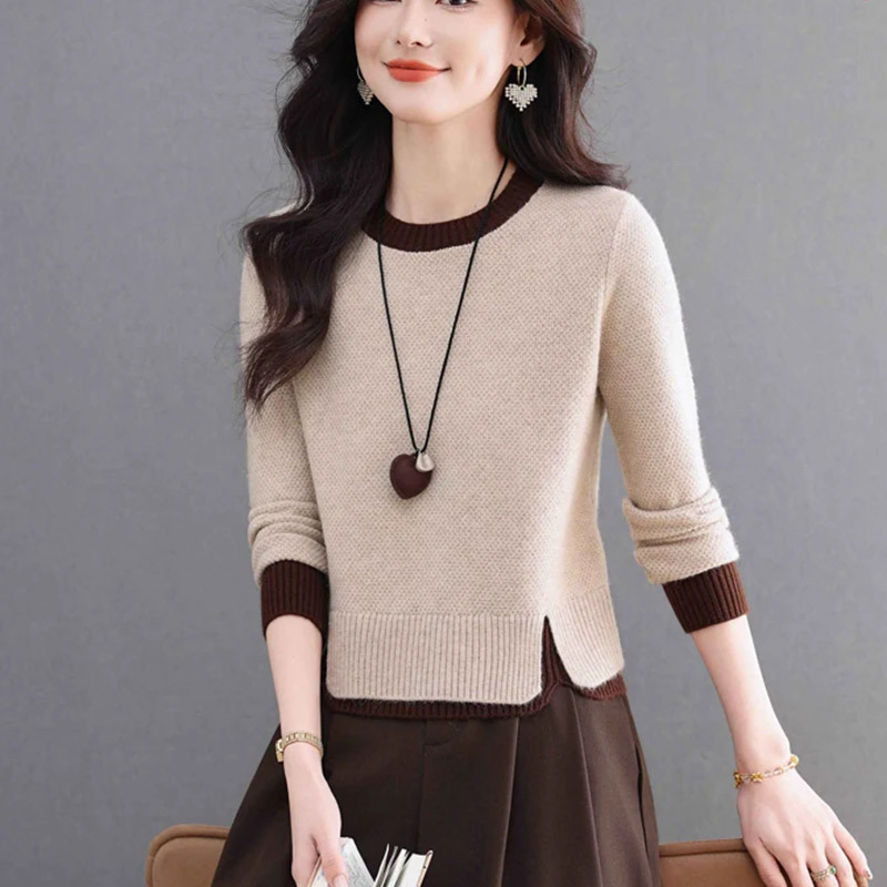 Petite women's short knit sweater, 2026 autumn/winter new stylish waist-cinching knit top with color-blocked split design, trendy