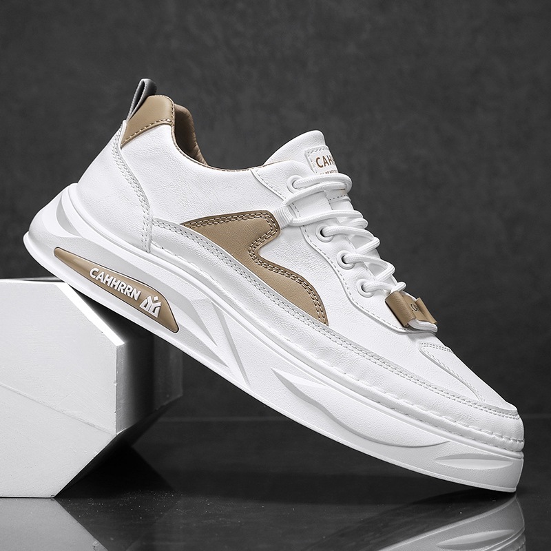 Pequeños zapatos blancos de cuero para hombres zapatos de skate estudiantes juveniles primavera 2025 nuevos zapatos de moda para hombres zapatos de moda casuales