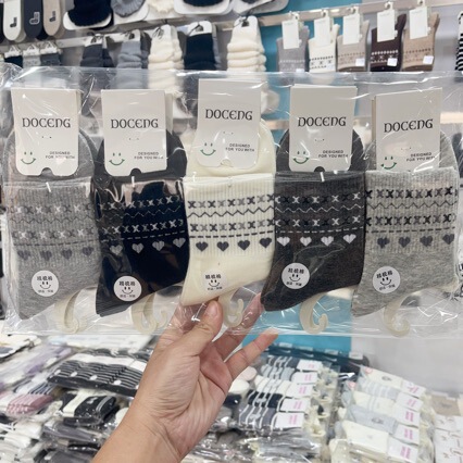 Autumn and Winter Socks for Women, Pure Cotton Mid-Calf Sports Cotton Socks, Thickened Korean Style Gray Cartoon Lace Trendy Socks Wholesale