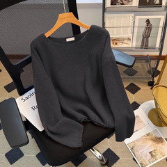 秋冬のニットの純色のゆったりしたセーターの上着を合わせて、底を打ってやせている長袖の外で肉を遮る気質のファッションを着ます。