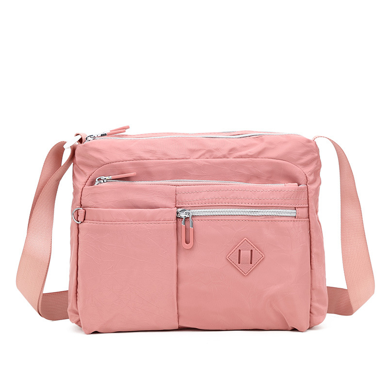 Bolso de mujer 2023 nuevo bolso de hombro impermeable de tela Oxford bolsa de mensajero de tela de nylon bolsa de viaje de mujer de mediana edad