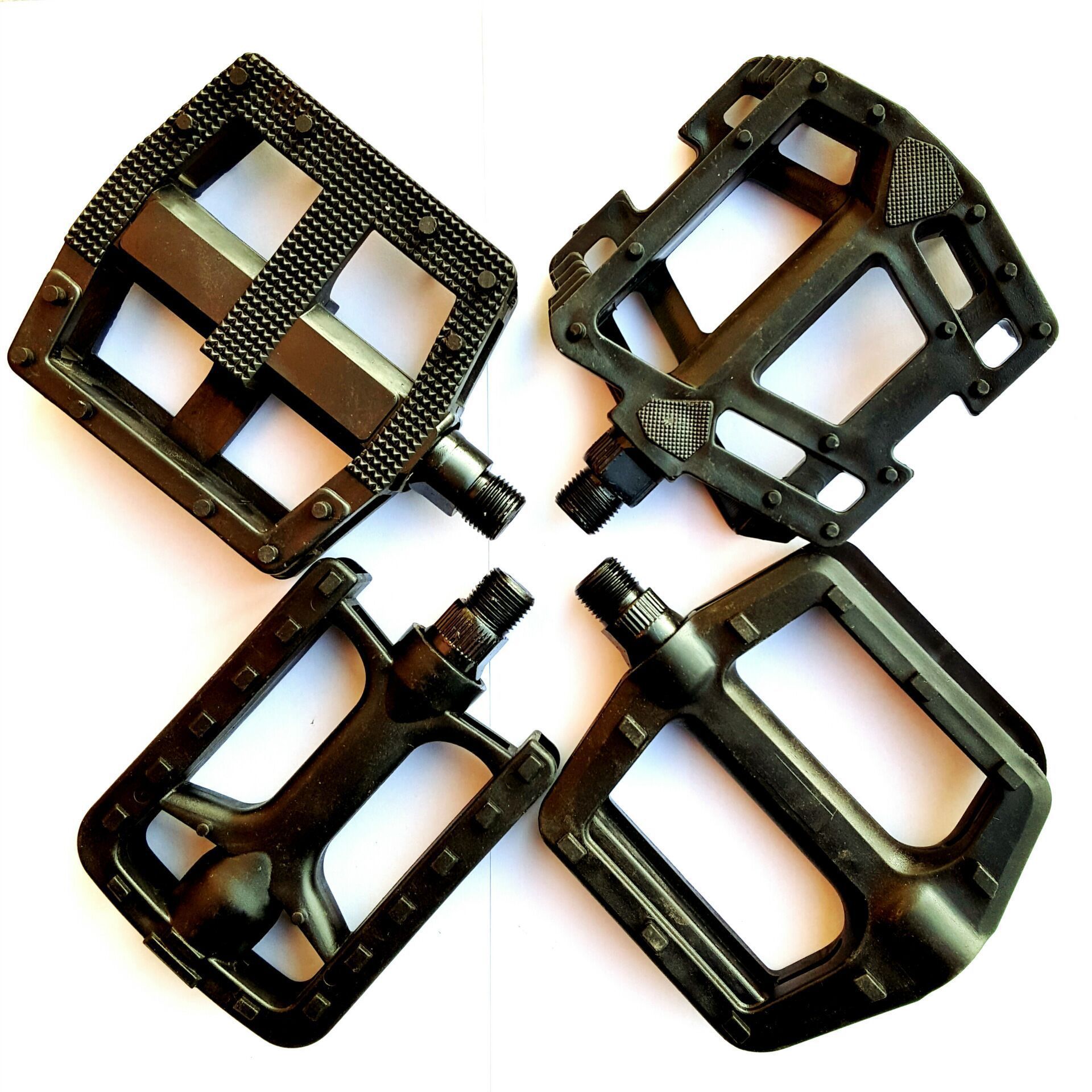 Mountain Bike Pedals, Bicycle Pedals, Double Ball Anti-Slip Plastic Pedals, Cycling Equipment Accessories