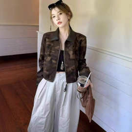 欧货翻领拼皮迷彩短款外套女2025秋季新款撞色立领拉链夹克上衣潮