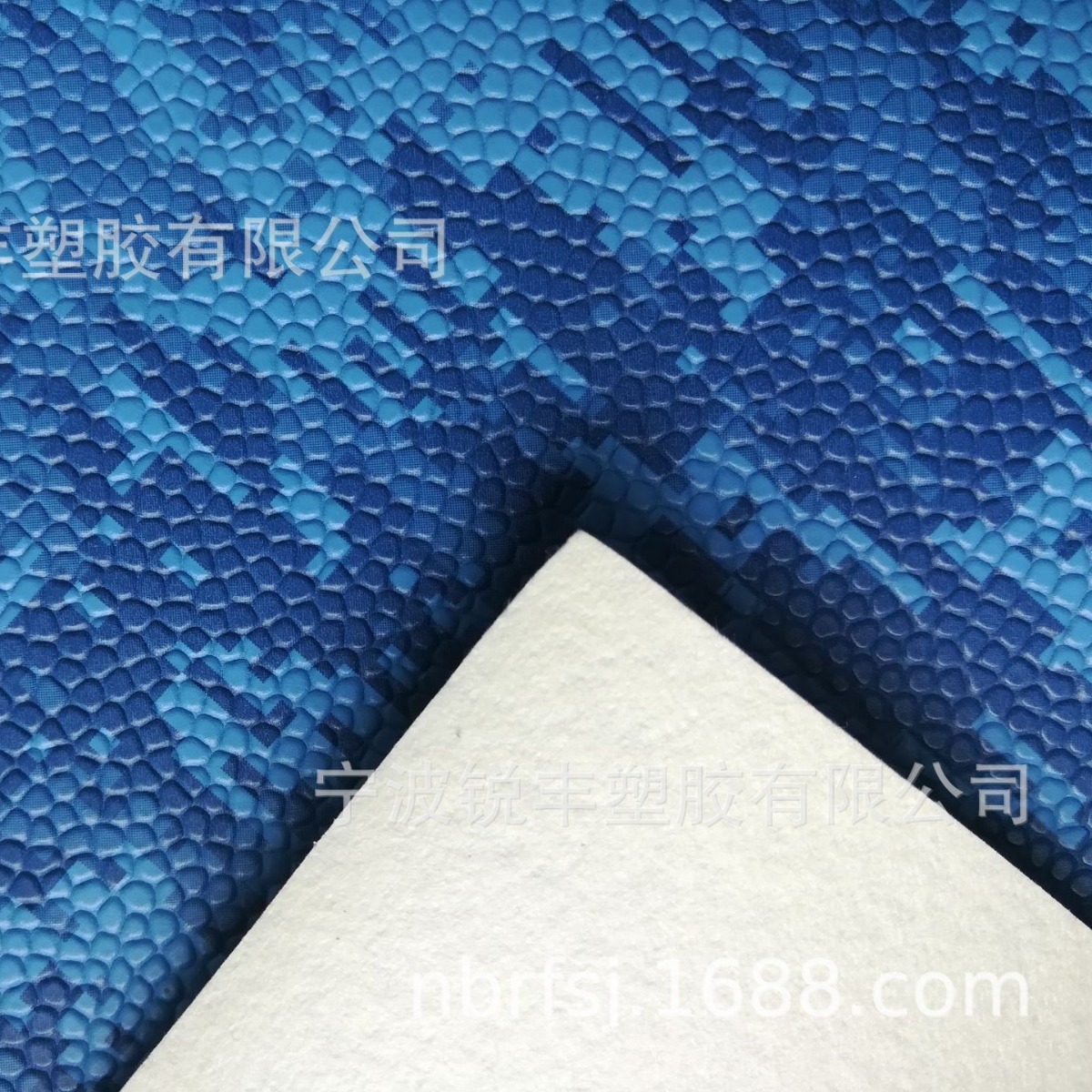 厂家供应PU含浸篮球纹皮革、印花迷彩篮球革、体育赛事专用皮料。