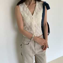韩国ins 夏日新品韩系百搭V领小众时尚无袖背心女上衣