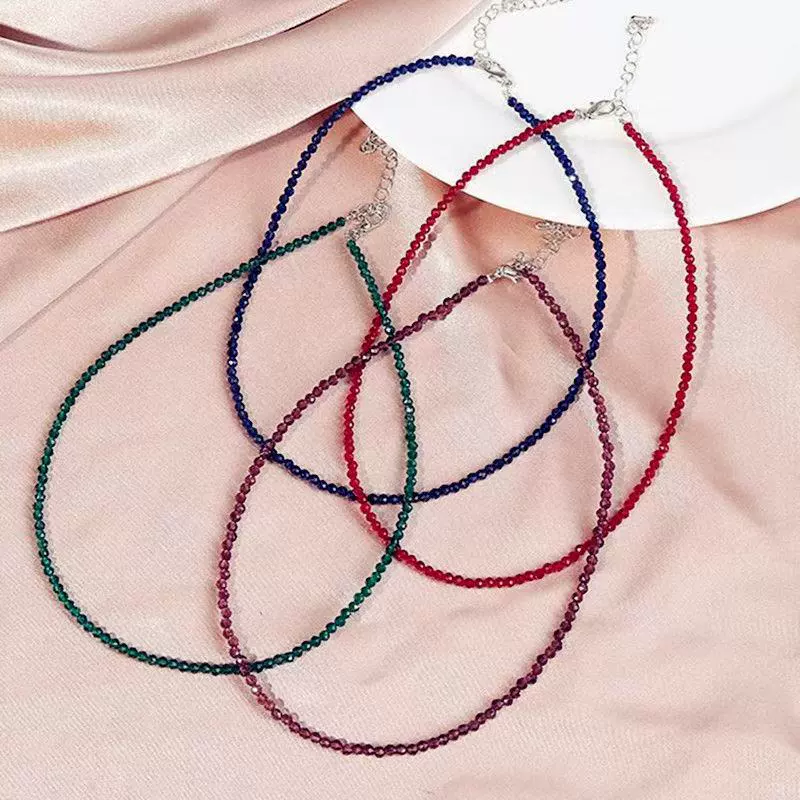 2024 Черное бисероцветное хрустальное ожерелье леди мода чрезвычайно тонкая вспышка ключицы женские красочные хрустальные ожерелья