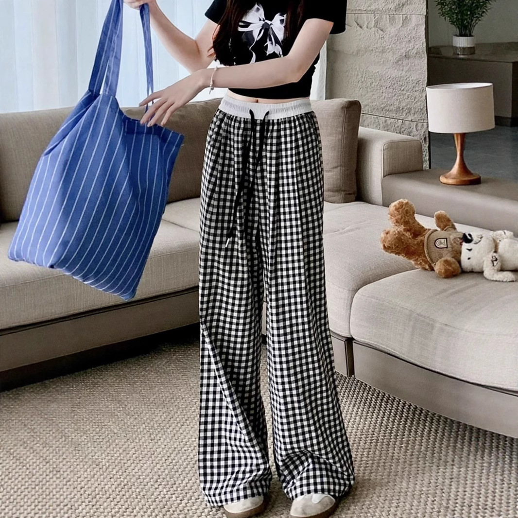 Pantalones a cuadros perezosos de dopamina de color en contraste para mujer, estilo fino de verano, cintura alta, cordón suelto, pantalones anchos de caída rosa casuales