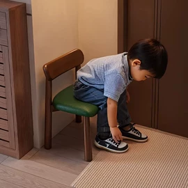 电脑桌;搁板、壁架;书架