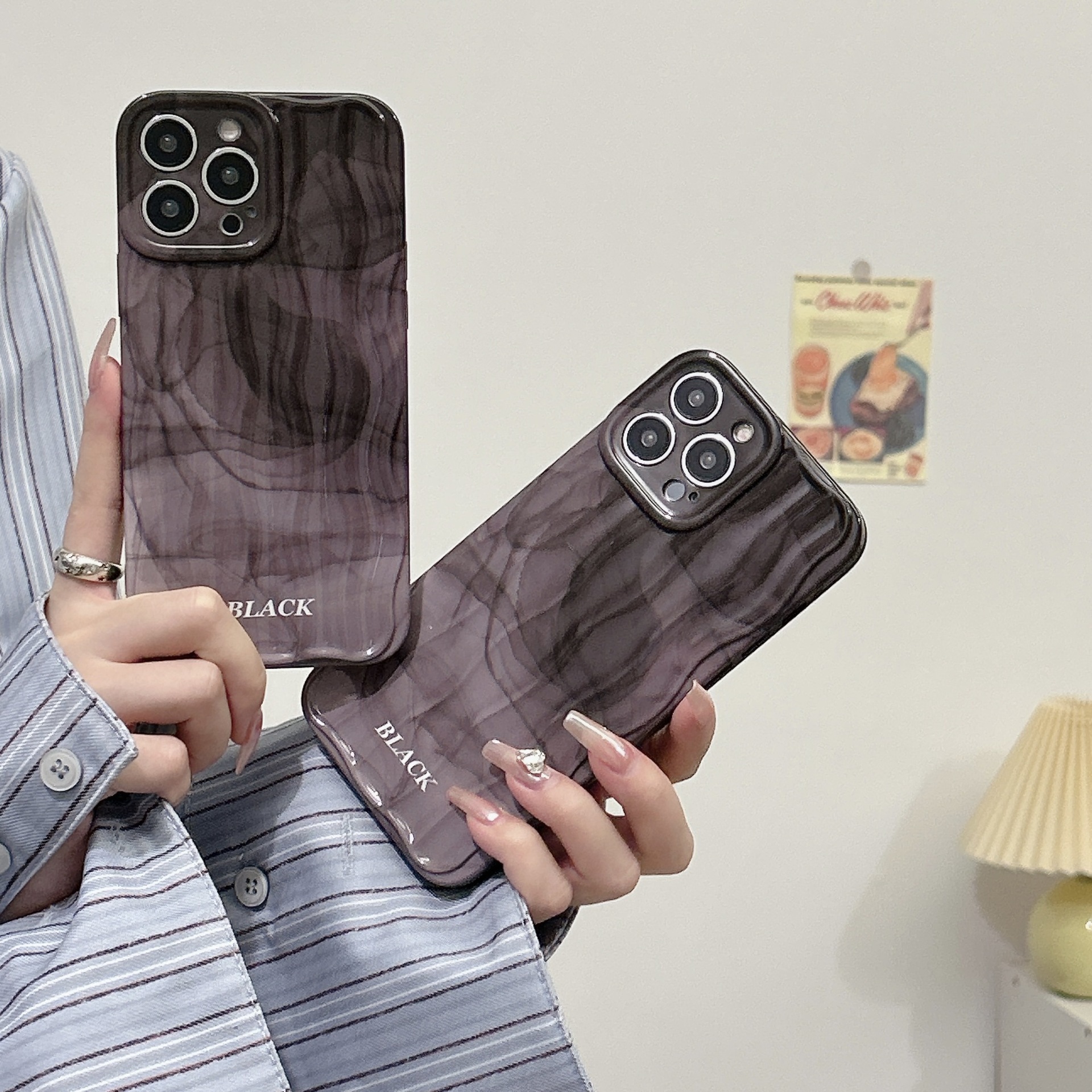 Disparando gradiente negro Apple 16promax Sensación avanzada Sensación tridimensional Raya IP15/14 Funda para teléfono ip15p