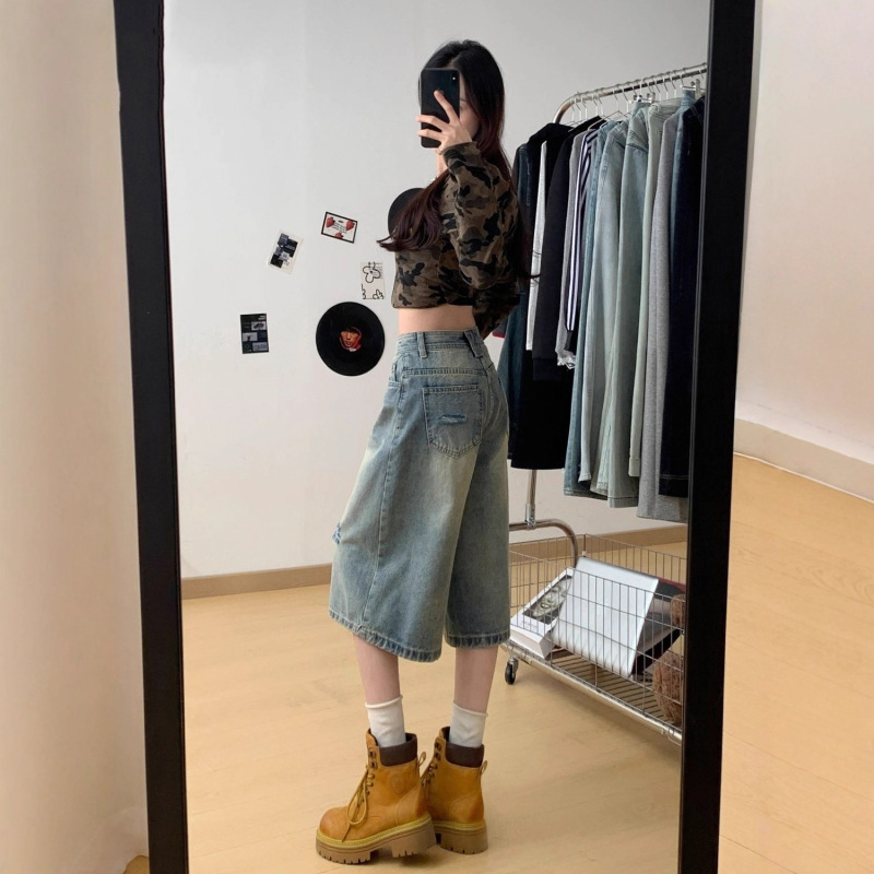 Light Blue High-Waisted Denim Capri Pants for Women, Summer 2025, Loose Fit, Petite, Thin Style, Ripped, for Outerwear