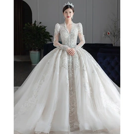 婚纱;裙撑