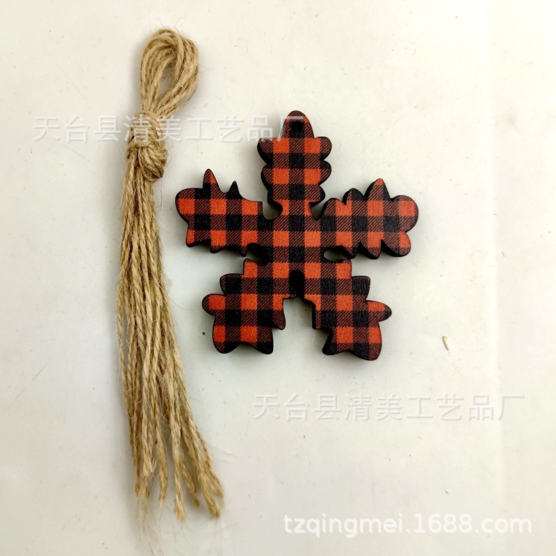 33 piezas de madera de la serie navideña a cuadros negros anaranjados colgante de decoración navideña se pueden combinar libremente 10 piezas en un paquete