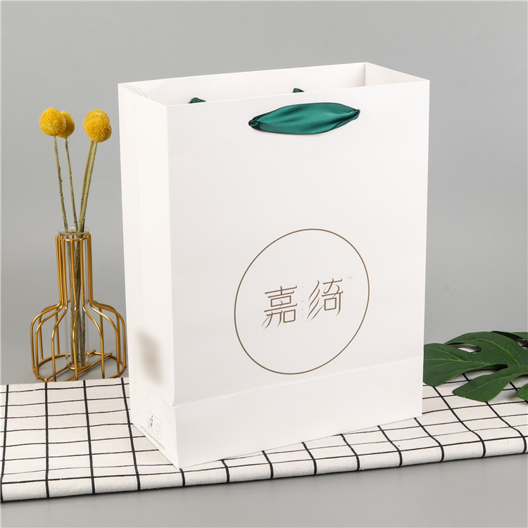 批发牛皮纸袋现货白卡礼品袋手提袋礼物礼品纸质包装袋子小批量