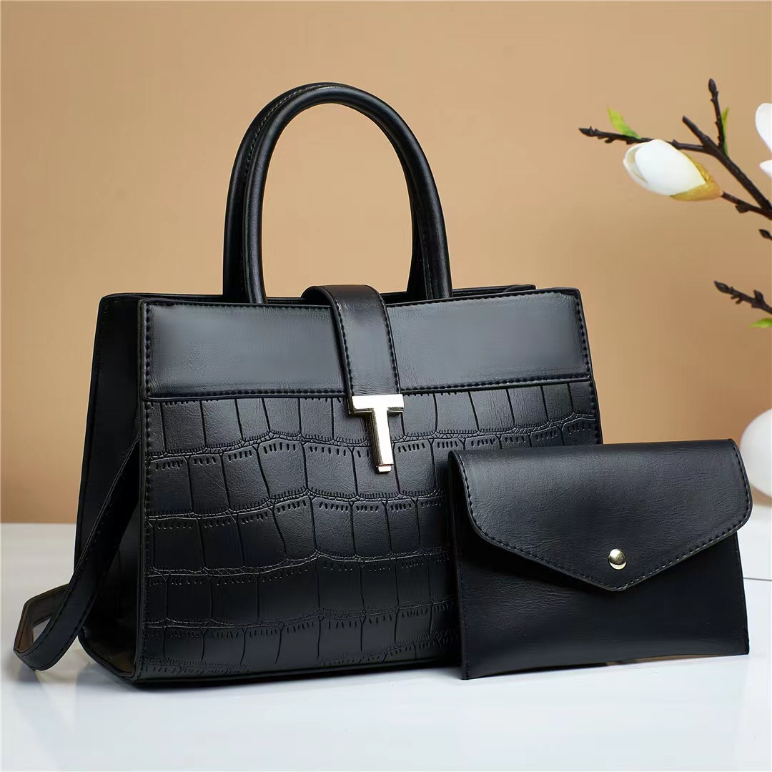 Women's Large Pu Leather Solid Color Vintage Style Square Zipper Bag Sets display picture 3