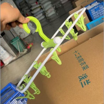折叠多夹子晾衣架12夹塑料衣架开学宿舍防风晒袜子多夹子衣架批发|undefined