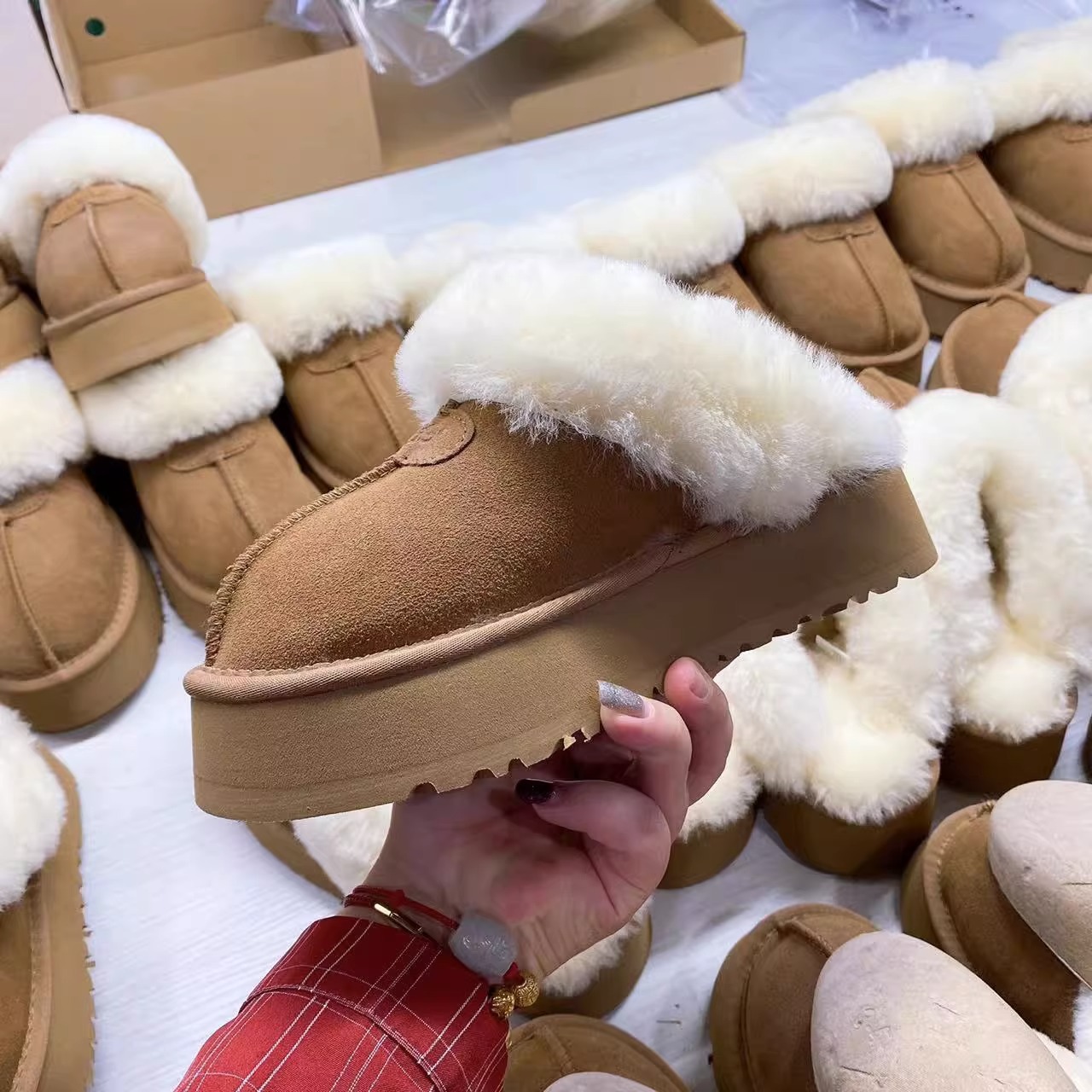 Suela gruesa Baotou, medias zapatillas de piel auténtica, botas para la nieve para mujer, ropa exterior de invierno, nuevas Zapatillas cálidas de algodón para el hogar_voghion.com