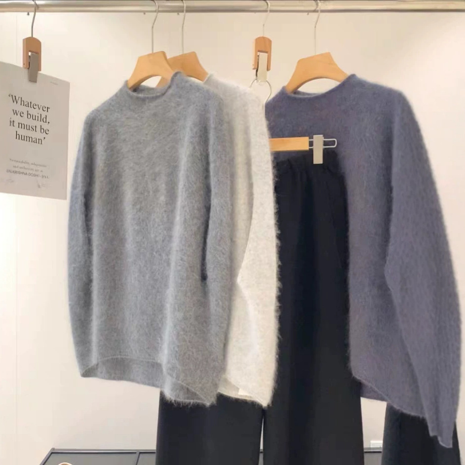 Women's round neck sleeveless knit top, loose and relaxed style, wool and cashmere brushed top, fashionable autumn and winter 2026 new style.