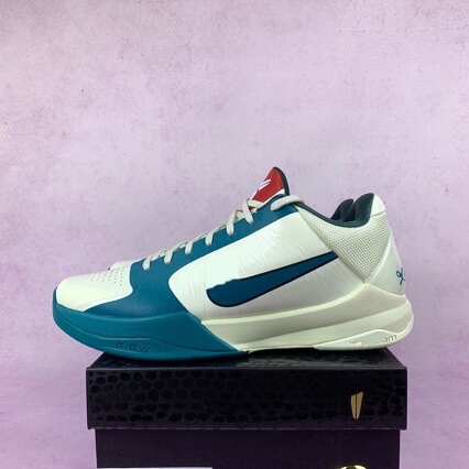 S2 High-Quality Kobe 5 Practical Basketball Shoes Off-White and Blue Kobe 5 Basketball Shoes Men's High-Rebound Grip Combat Boots S2 High-Quality Kobe 5 Practical Basketball Shoes Off-White and Blue Kobe 5 Basketball Shoes Men's High-Rebound Grip Combat Boots