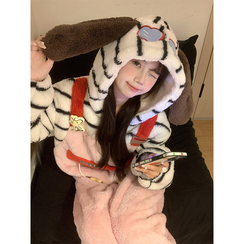 甜美软萌系粉色大耳狗珊瑚绒睡衣女秋冬保暖舒适居家连体衣可外穿|undefined