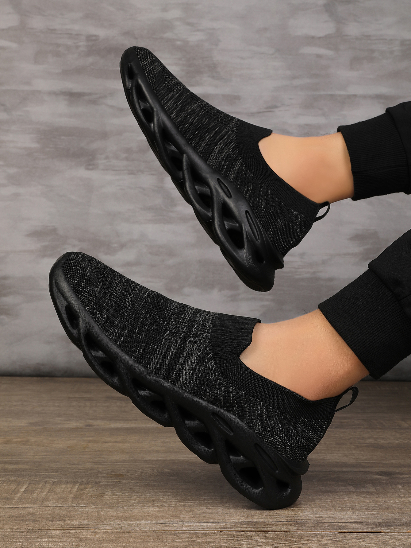 Outdoor-Wanderschuhe Einlagige Schuhe Sommersport Fliegengitterschuhe Atmungsaktiv Leichte Reise-Wandersockenschuhe mit weicher Sohle_voghion.com