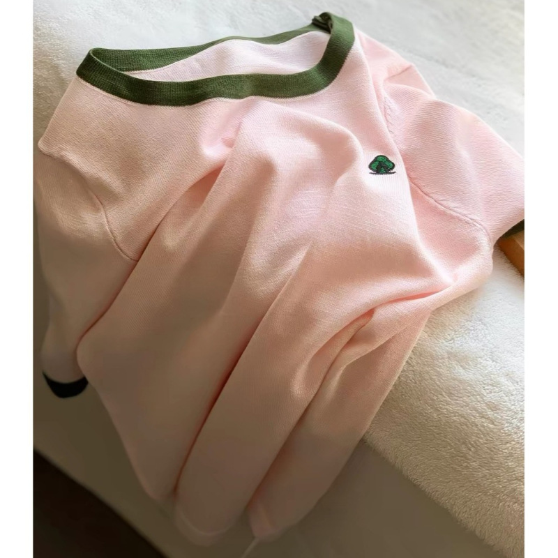 Highly Recommended! so Beautiful! Youthful and Stylish Color-Blocking Embroidered Design Ice Silk Knit Short-Sleeve T-Shirt Top Highly Recommended! so Beautiful! Youthful and Stylish Color-Blocking Embroidered Design Ice Silk Knit Short-Sleeve T-Shirt Top
