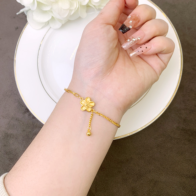 Nueva pulsera china de oro de arena vietnamita estilo nacional flor pequeña pulsera simple mujer ligera joyería de mano de aleación de bronce