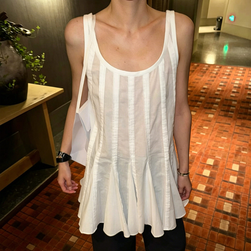 Japanese Imported Cotton Wavy Hem Layered Structure Playful Girly Tank Top