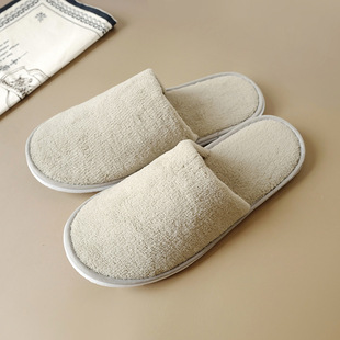 Manufacturer Wholesale Disposable Slippers for Five-Star Hotels, Good Quality, Thickeneded, Non-Slip, All-Season Printed Logo
