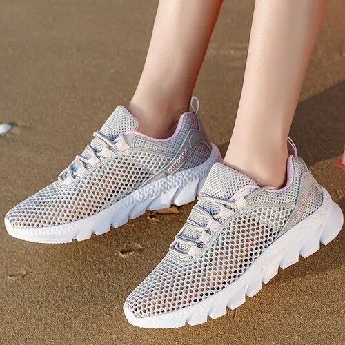 Men's 2025 Spring New Trend Couple's Hollow Shoes Outdoor Water Shoes Fashion Sandals Large Mesh Shoes